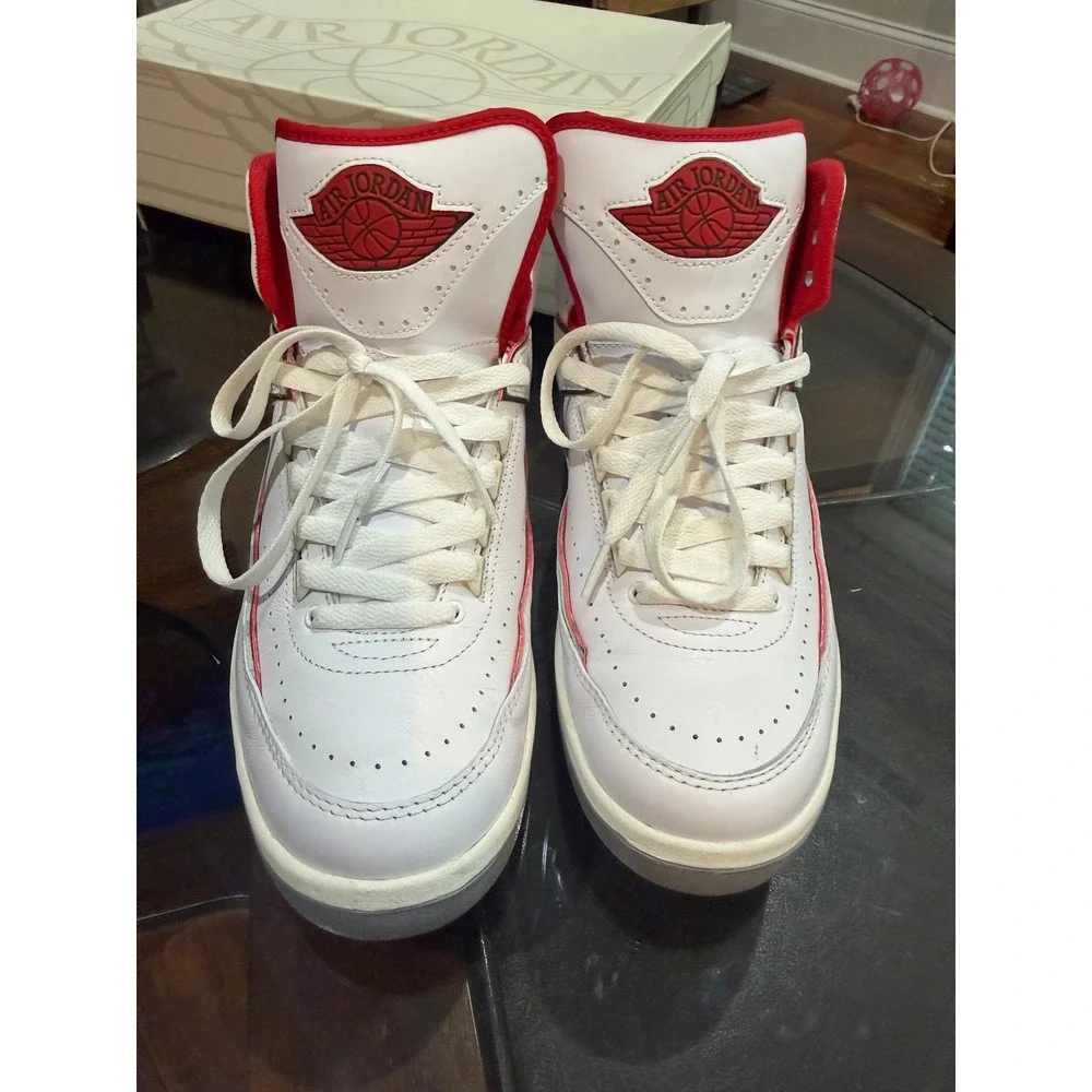 Air Jordan 2 Retro Christmas White Red Green Mens Sneakers DV9956-100 Size 10.5